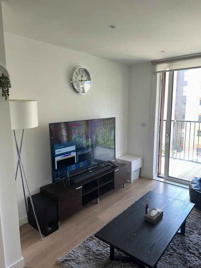Luxury One Bedroom Apartment Londra Dış mekan fotoğraf